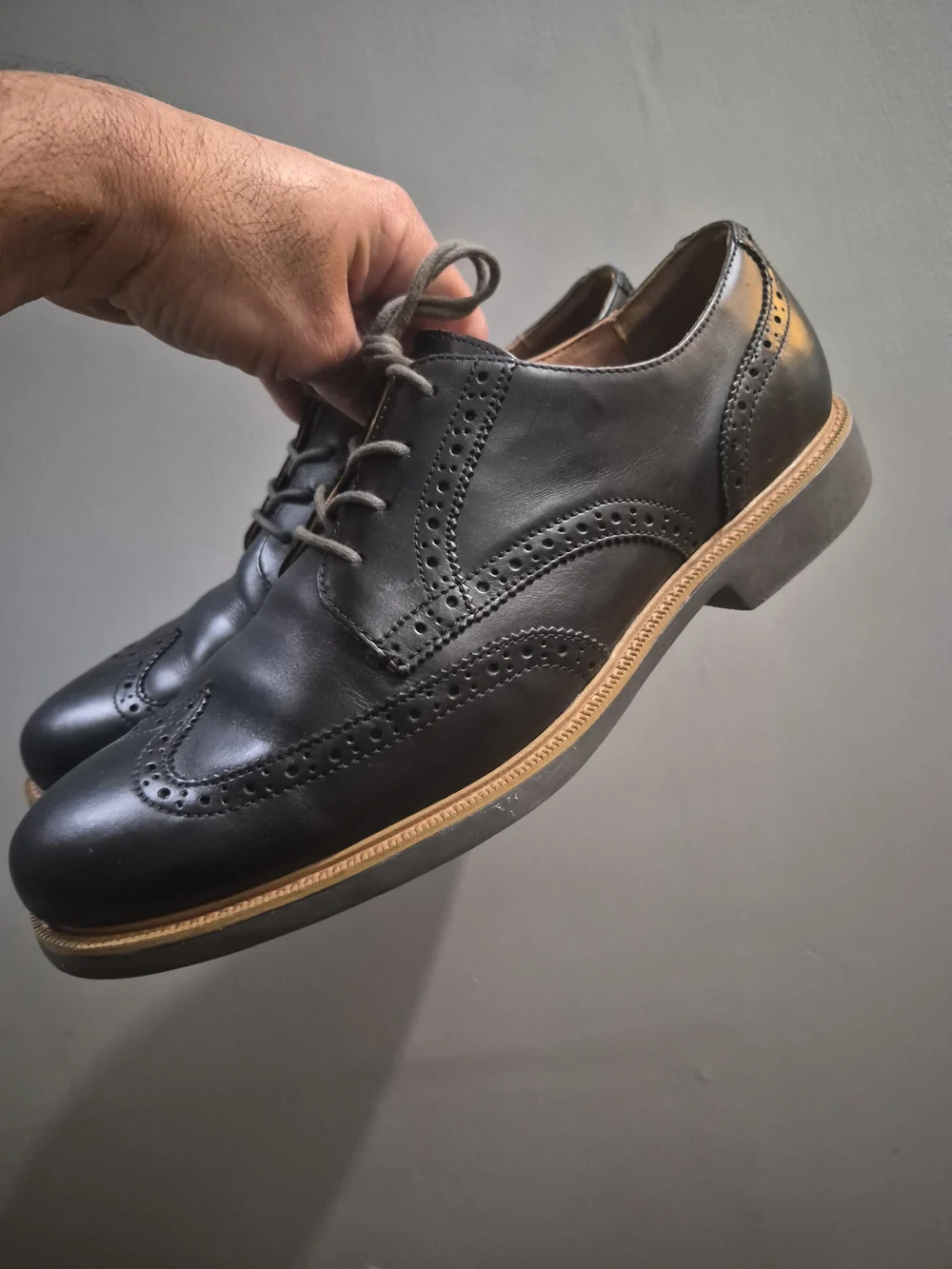 Mens Cole Haan Size 11  Leather Wingtip Derby Shoes - Classic Dress Oxford